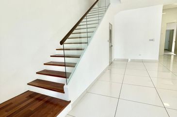 The Canal Garden South, Horizon Hills