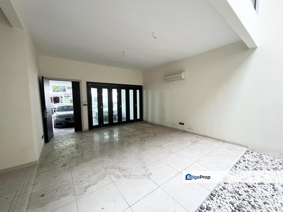 Double Storey Superlink House, Johor, East Ledang