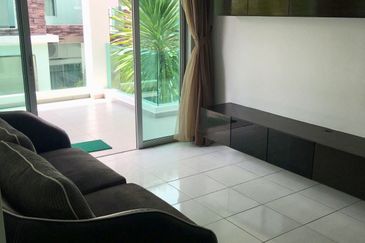 The Canal Garden South, Horizon Hills