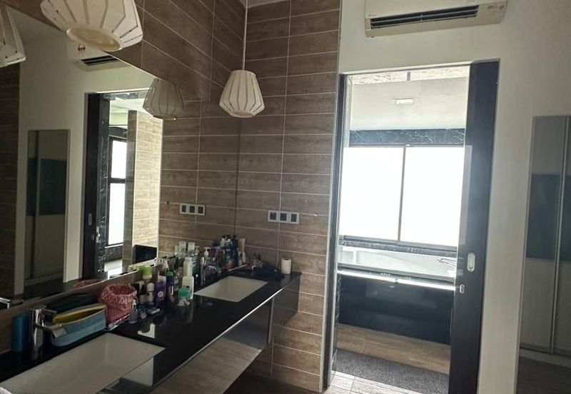 Noble Park @ East Ledang