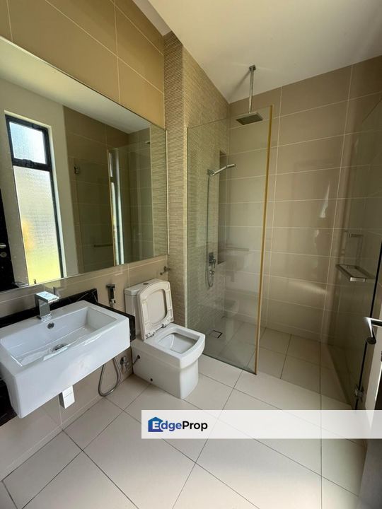 Bayou Creek Double Storey Bungalow, Johor, Gelang Patah