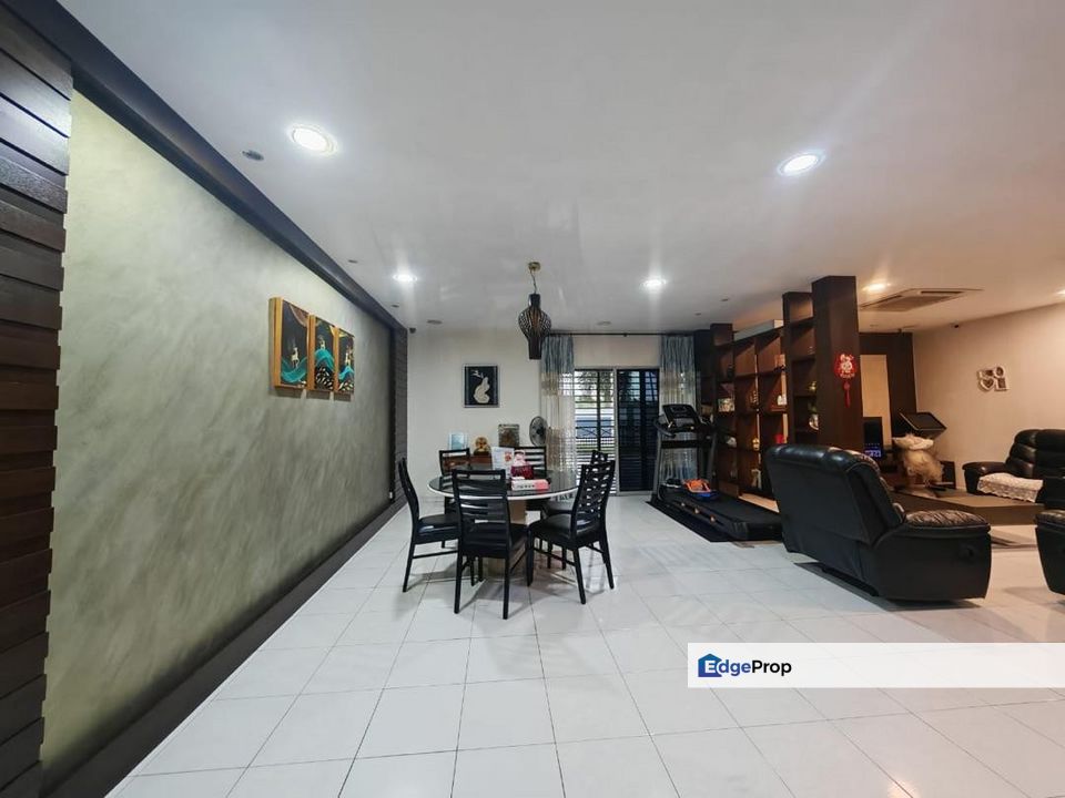 terrance corner lot , Selangor, Ampang