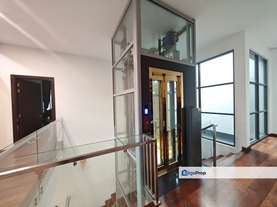 3 Storey Bungalow, Johor, Nusajaya