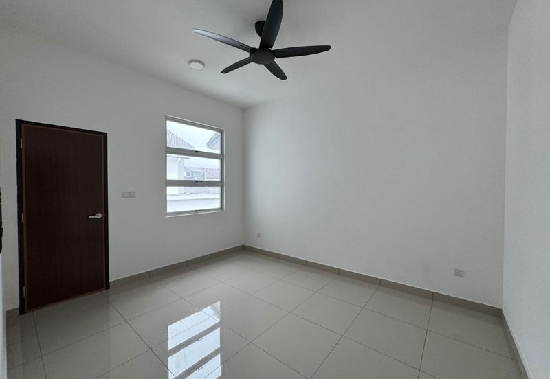 Iconia Garden Residence Precinct B @ Taman Impian Emas