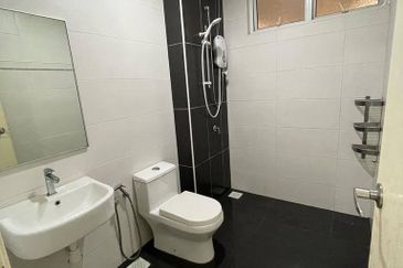 Danga Bay Below Market, 458k Full Loan, Beside Perling & Bukit indah, 20min to Tuas