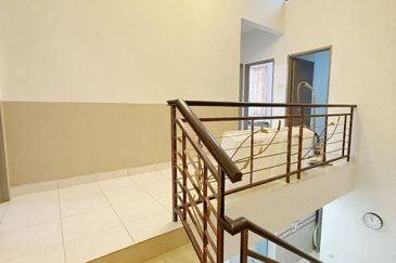 Jalan Seri Austin 6/11