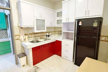 Jalan Seri Austin 6/11