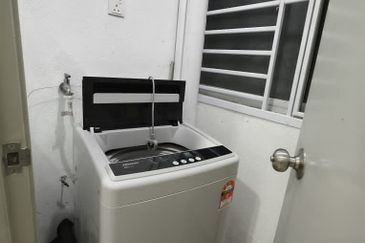 Dedaun Hijau (Greenfield Regency)