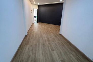 Low Cost Flat|Fully Renovated|Level 1|3B+1B|Freehold|Gelang Patah