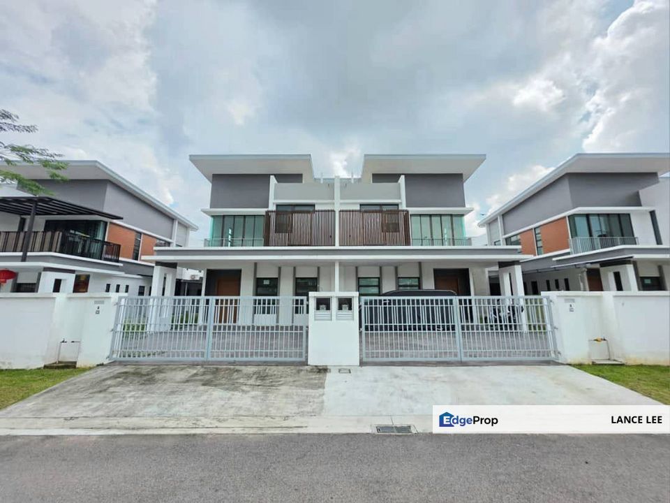 Double Storey Cluster House For Sale, Johor, Pasir Gudang