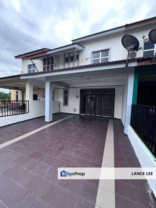 Double storey house for sale , Johor, Skudai
