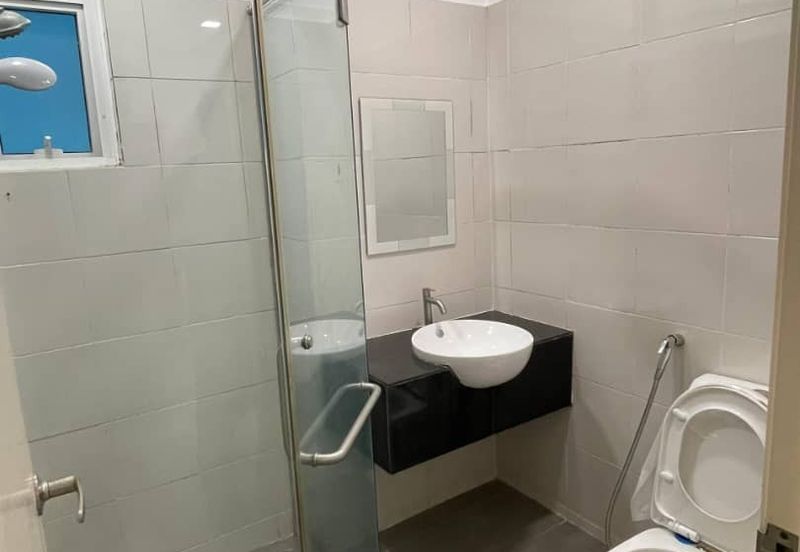 1Medini & Medini Signature