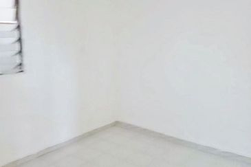 Flat Taman Ungku Tun Aminah