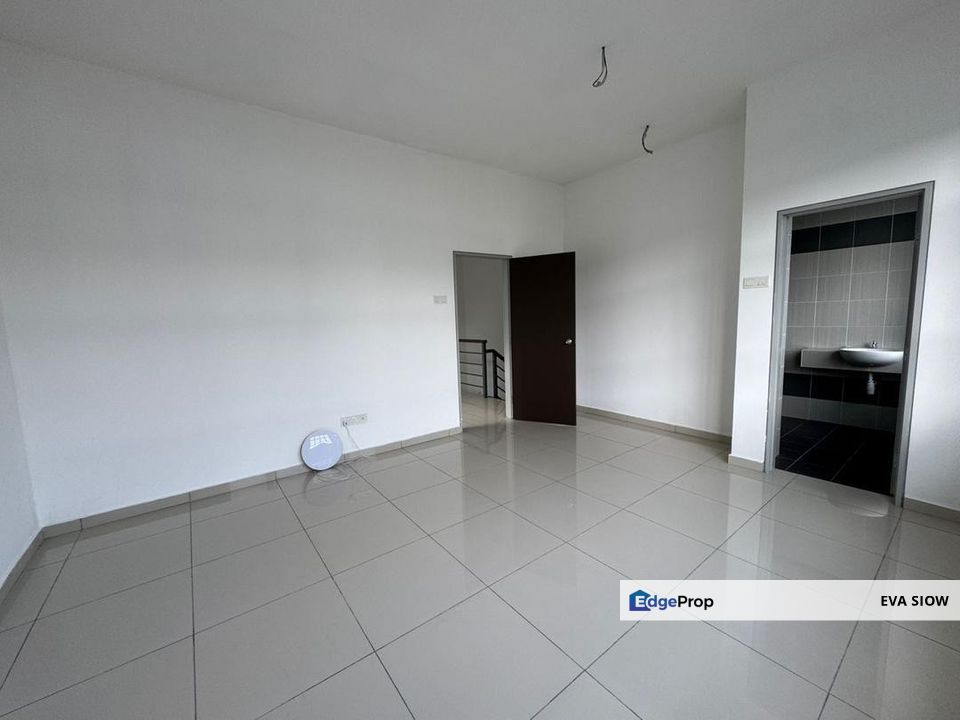 Bandar Baru Kangkar Pulai Double Storey Cluster End Lot, Johor, Kangkar Pulai