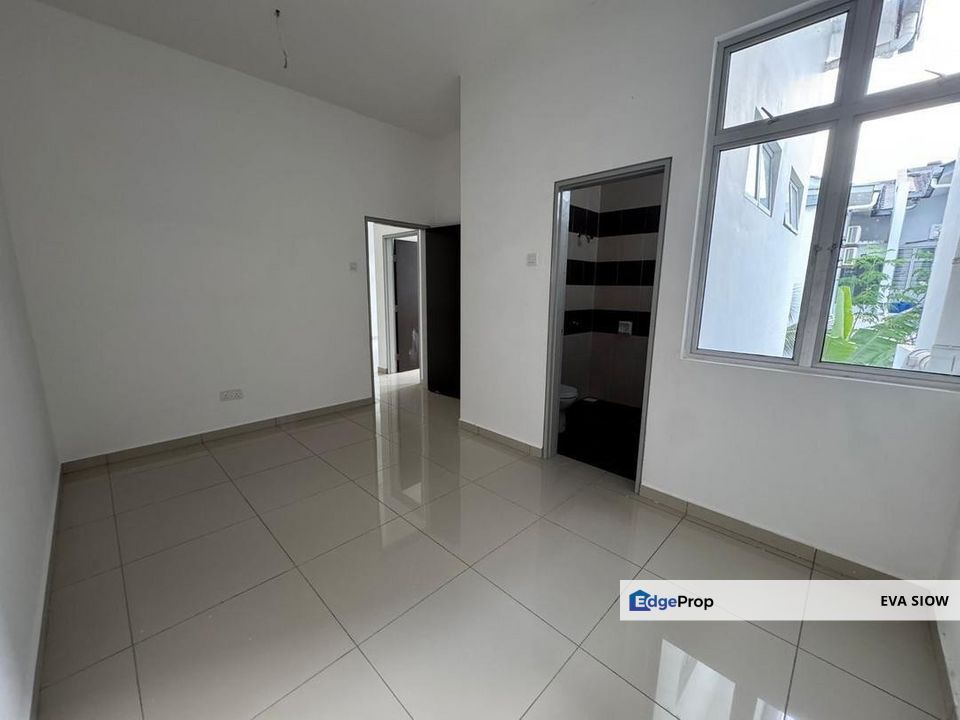 Bandar Baru Kangkar Pulai Double Storey Cluster End Lot, Johor, Kangkar Pulai