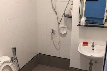 Seasons Luxury Apartments @ Amara Larkin