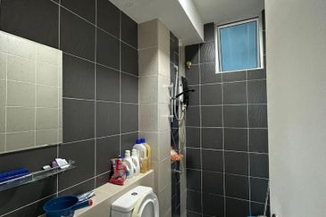 D Rich Executive Suites