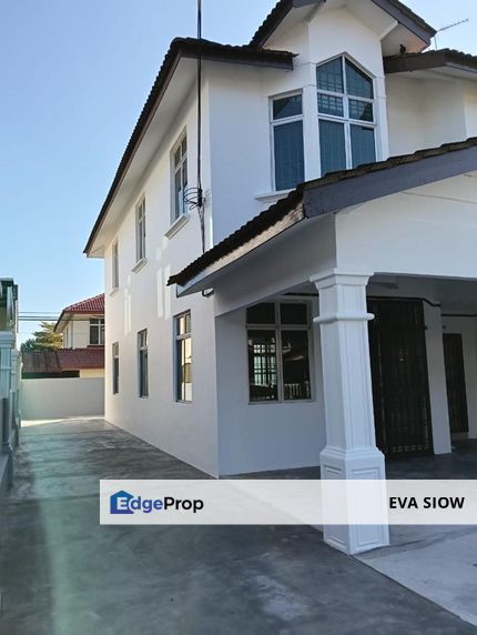 Taman Nusa Bestari 2 Double Storey Terrace House End Lot, Johor, Skudai