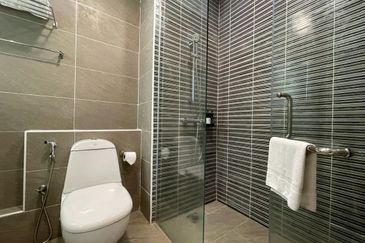 Somerset Puteri Harbour