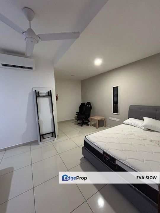Taman Laguna Double Storey superlink House Intermediate Unit, Johor, Johor Bahru