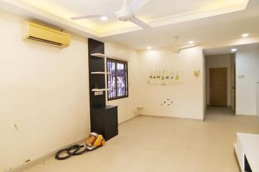 Taman Tampoi Indah II, Villa Ros