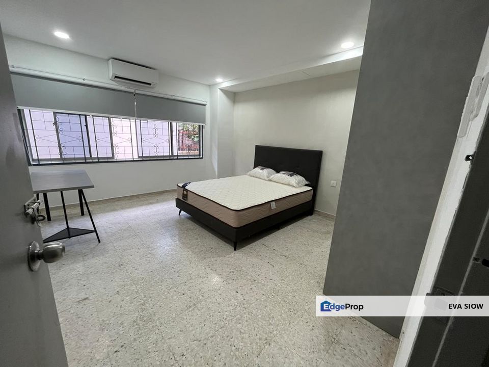 Wadi Hana Double Storey Bungalow, Johor, Johor Bahru