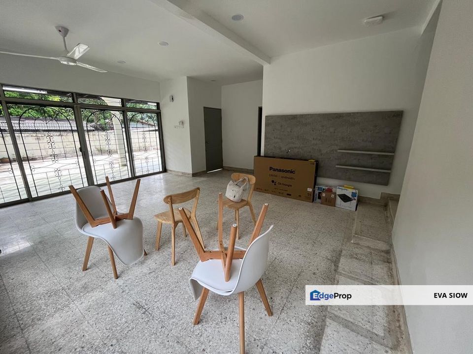 Wadi Hana Double Storey Bungalow, Johor, Johor Bahru