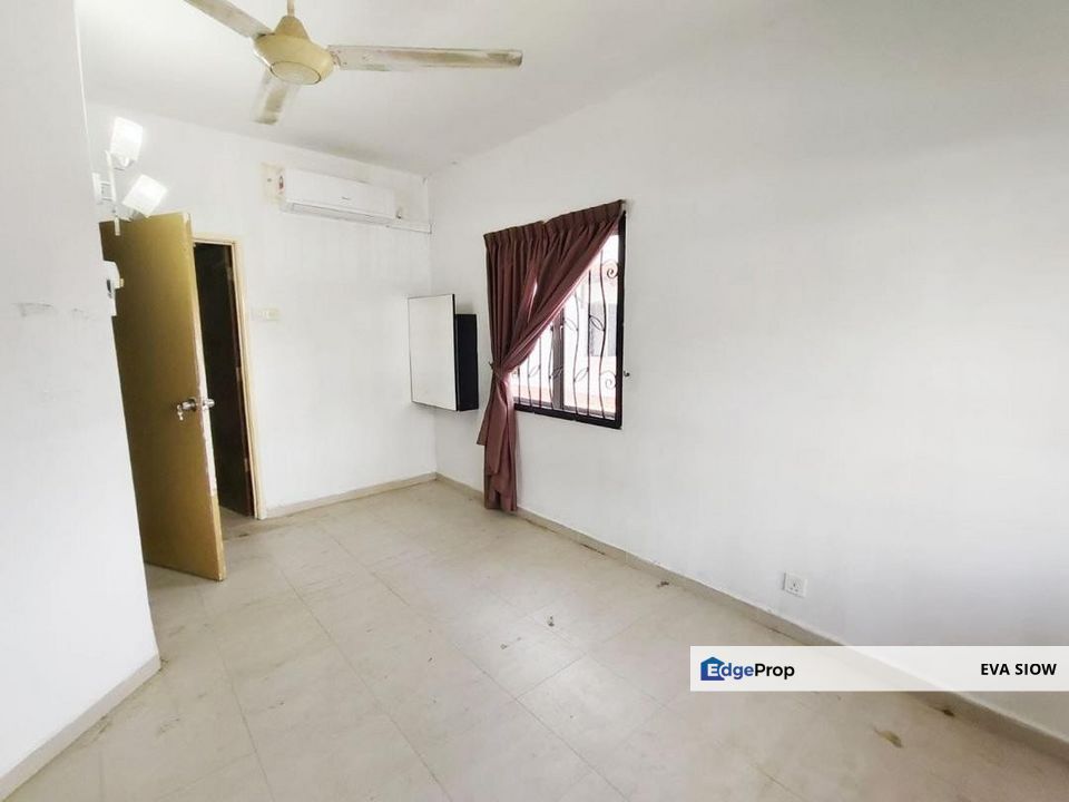Taman Tampoi Indah II Villa Ros Town House End Lot, Johor, Tampoi