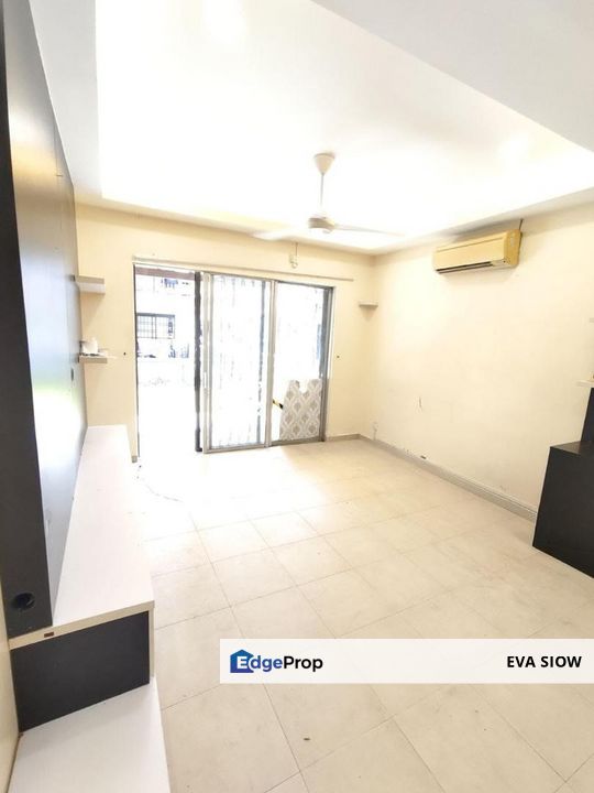 Taman Tampoi Indah II Villa Ros Town House End Lot, Johor, Tampoi