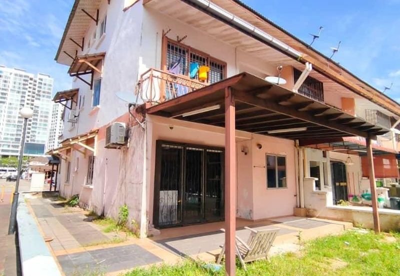 Taman Tampoi Indah II, Villa Ros