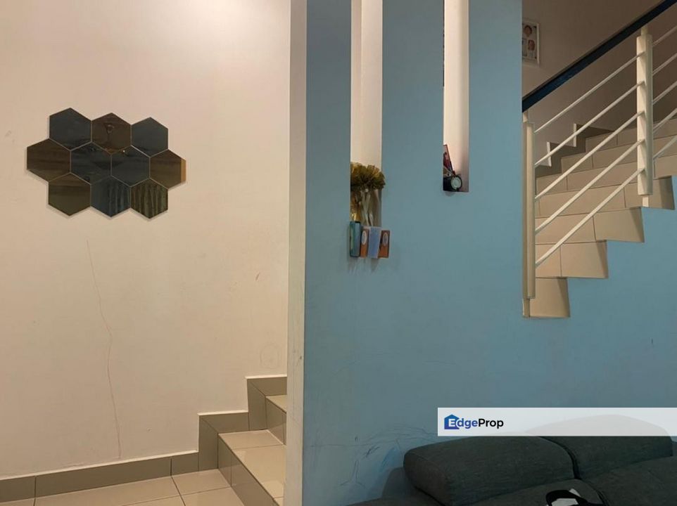  Taman Damansara Aliff End Lot Double Storey Terrace House, Johor, Johor Bahru
