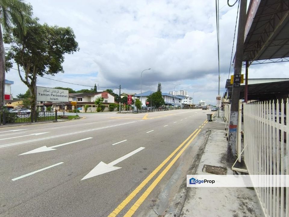 Taman Kebun Teh Commercial Bungalow, Johor, Johor Bahru