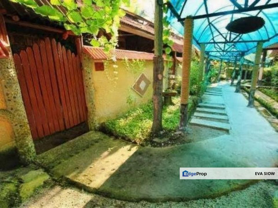 Seelong Senai Resort Business with Land Together Commercial Land, Johor, Senai