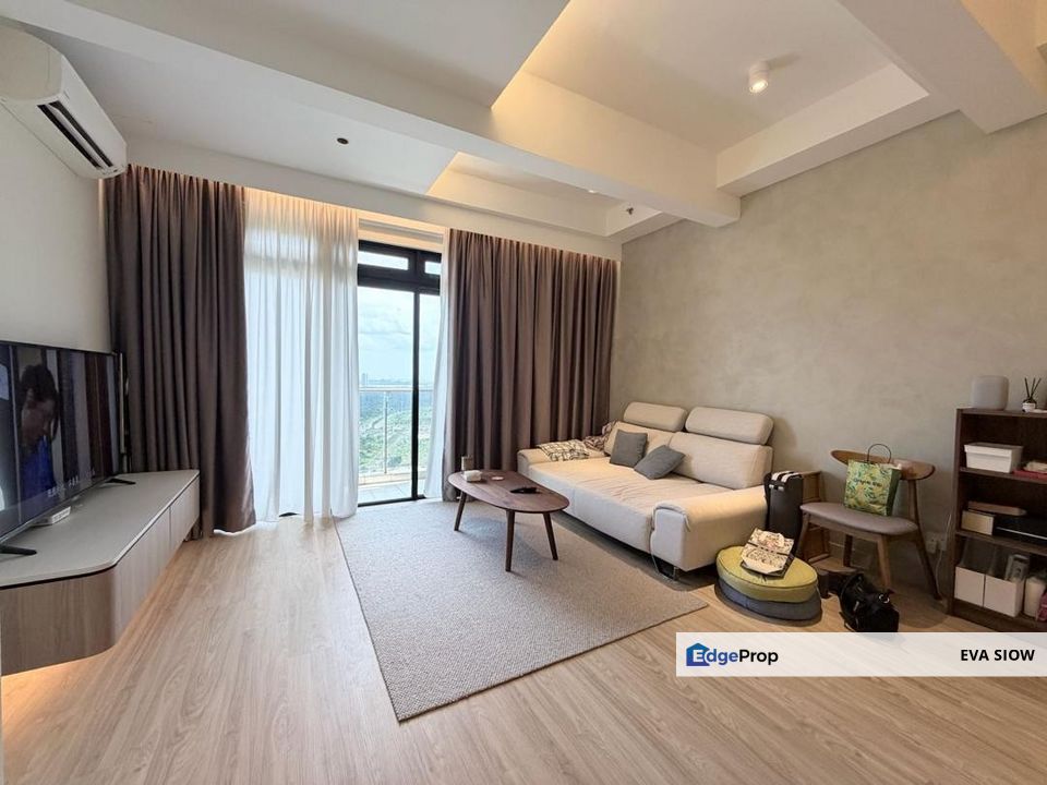 Meridian 2 @ Medini 2 Bedrooms High Floor Fully Furnished, Johor, 