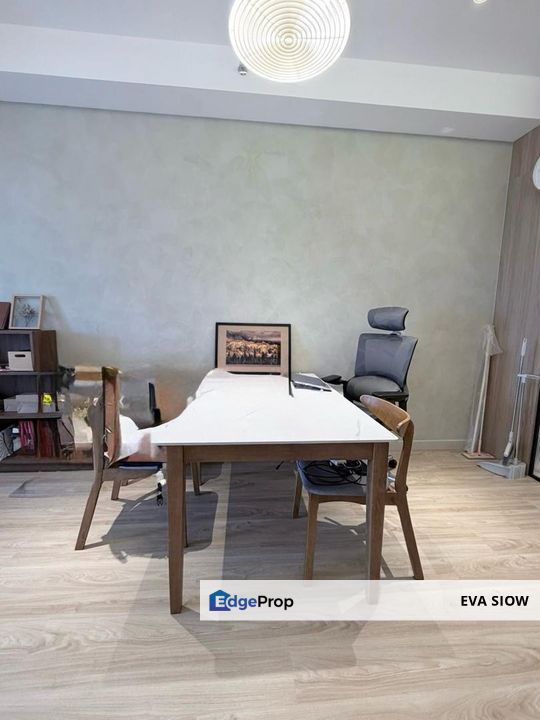 Meridian 2 @ Medini 2 Bedrooms High Floor Fully Furnished, Johor, 