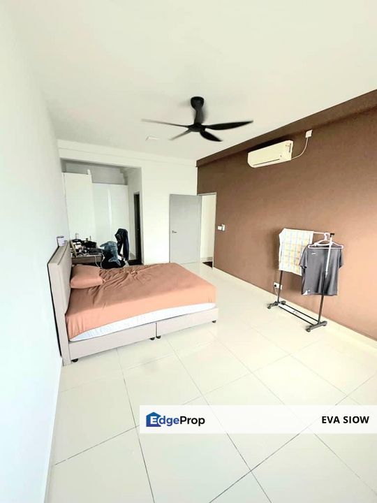 Meridin Medini Two Bedrooms Furnished, Johor, 