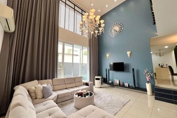 Jalan Setia Tropika 9