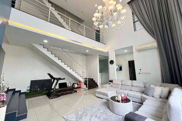 Jalan Setia Tropika 9