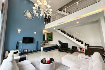 Jalan Setia Tropika 9