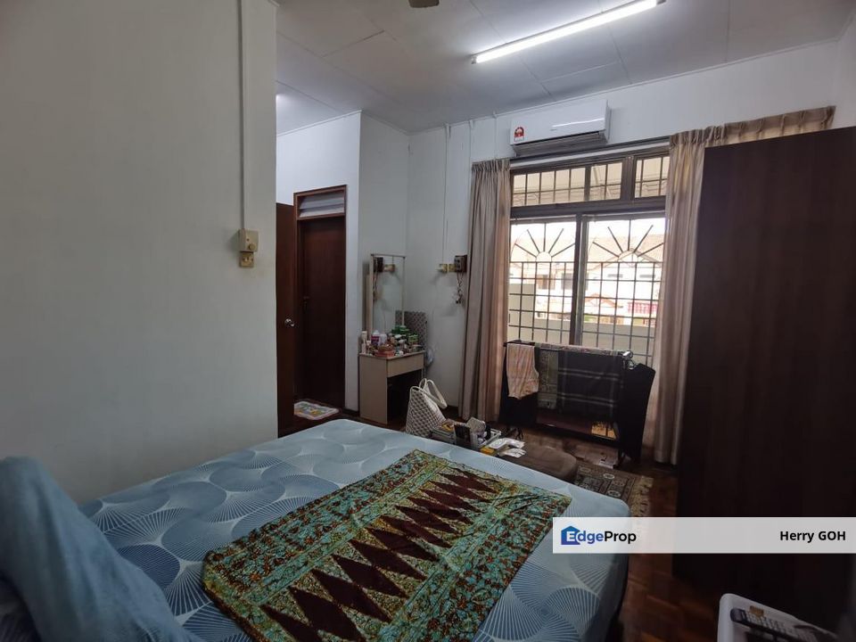 Bukit Mewah, Tampoi Double Storey Terrace House, 20x65ft, Well Condition, Johor, Tampoi