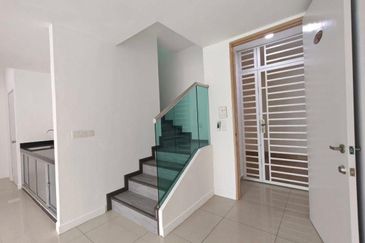 Dedaun Hijau (Greenfield Regency)