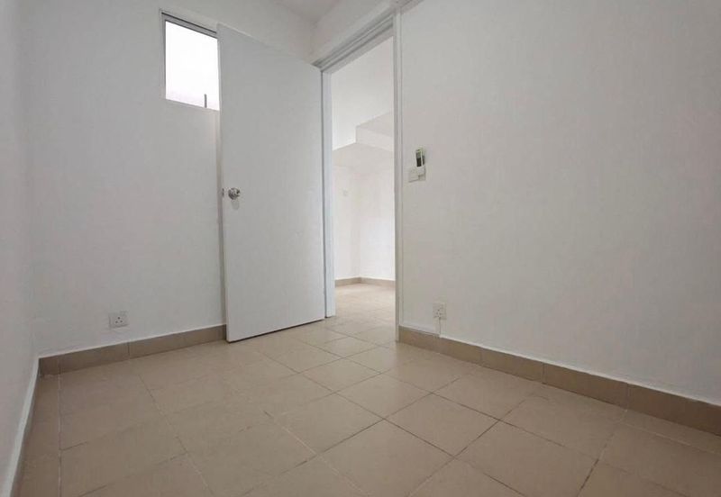 Dedaun Hijau (Greenfield Regency)