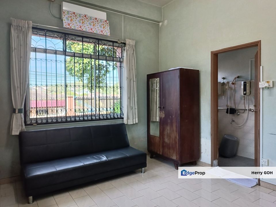 For Sale Ulu Tiram Bungalow | 6R3B | 6,200sqft, Johor, Ulu Tiram