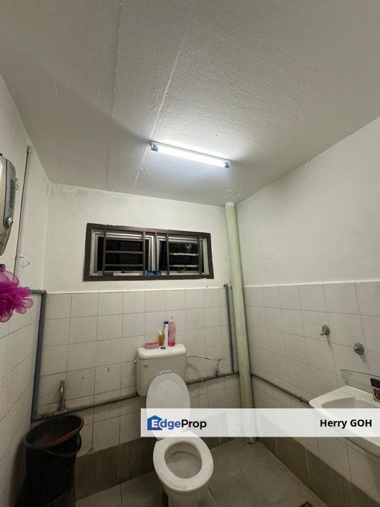 Taman Universiti Skudai Double Storey Terrace | 4+3 | 1300 sqft, Johor, Skudai