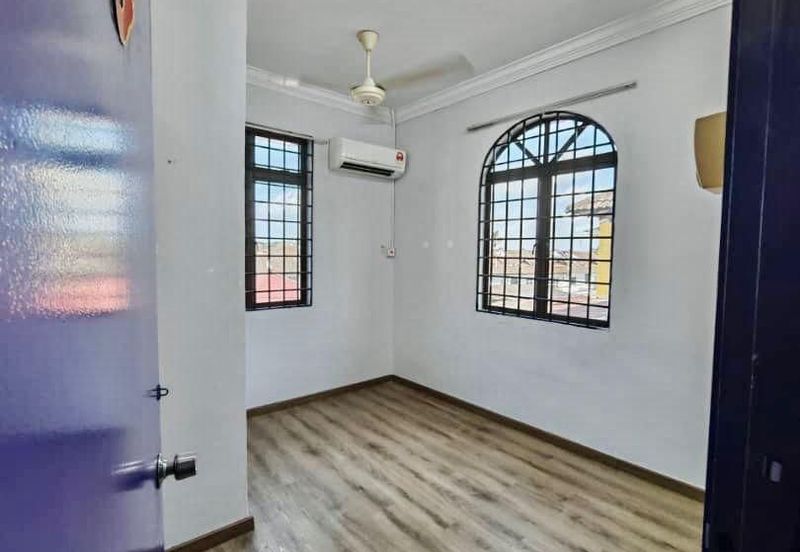 Taman Ungku Tun Aminah