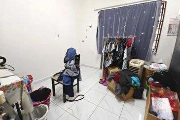 Lily & Jasmine Apartment