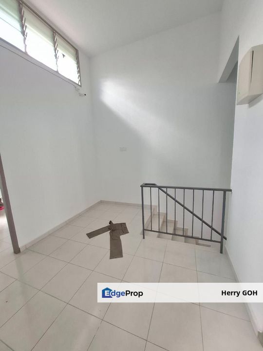Taman Pulai Mutiara 2 Storey Cluster Lavender 32x70 4R3B, Johor, Johor Bahru