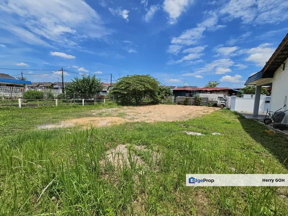 Taman Universiti  Single Storey Corner  Big Land 5726 sqft  Skudai,, Johor, Skudai