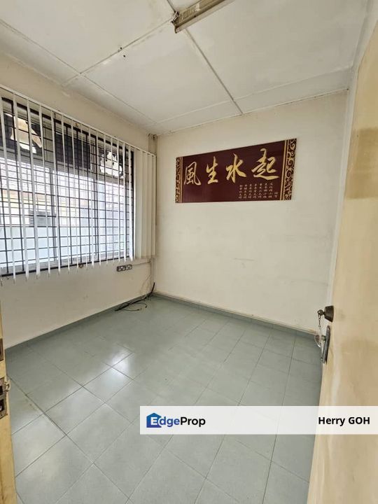 Taman Universiti  Single Storey Corner  Big Land 5726 sqft  Skudai,, Johor, Skudai