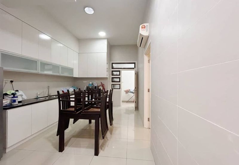 Garden Villa @ Bukit Indah 2